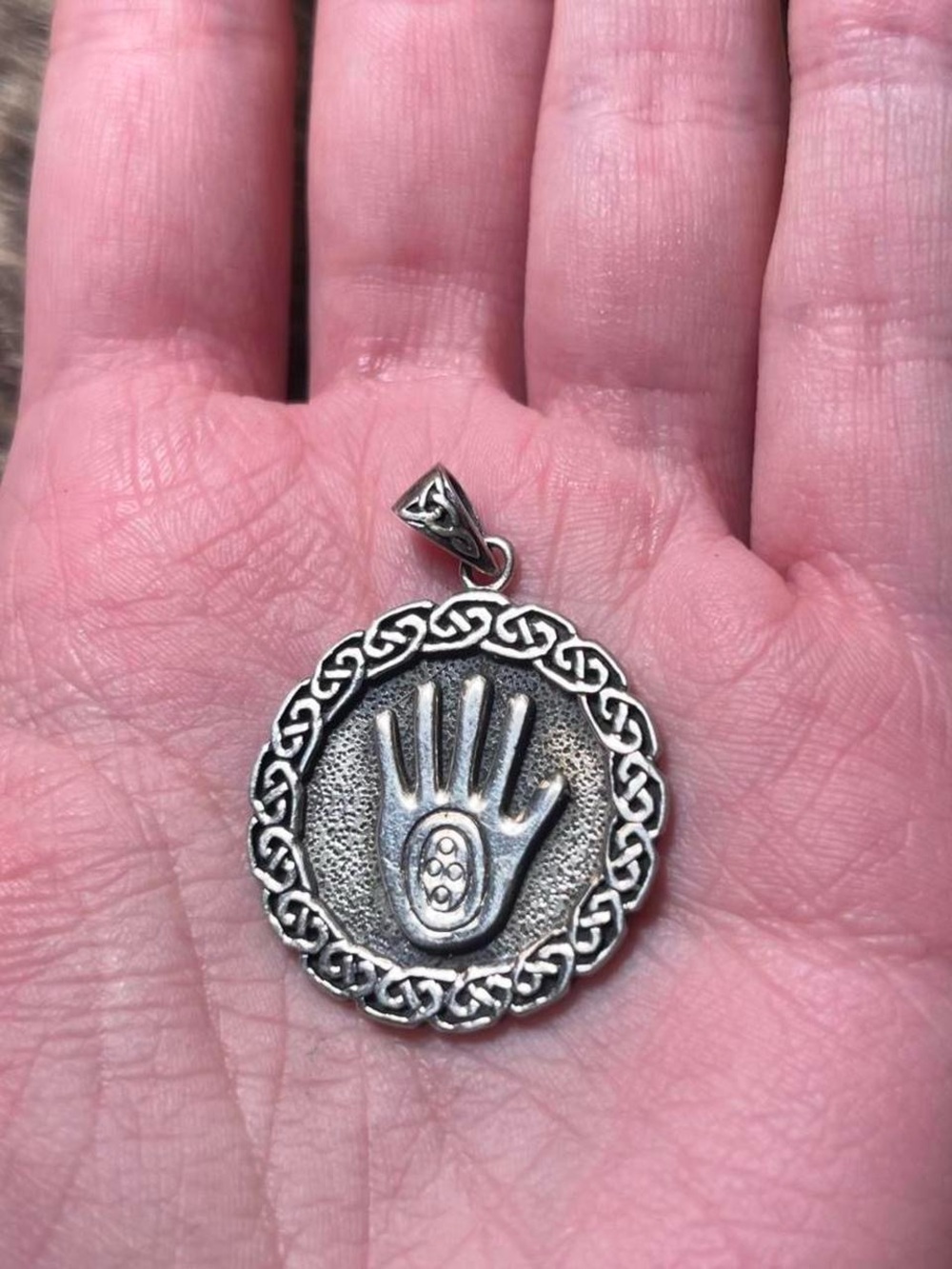 Peter Stone sterling silver Celtic style handprint pendant